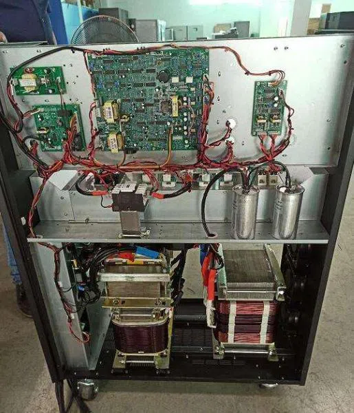 UPS power cooling